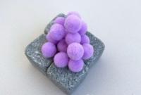 Помпоны фиолетовые 1 см - 15 шт