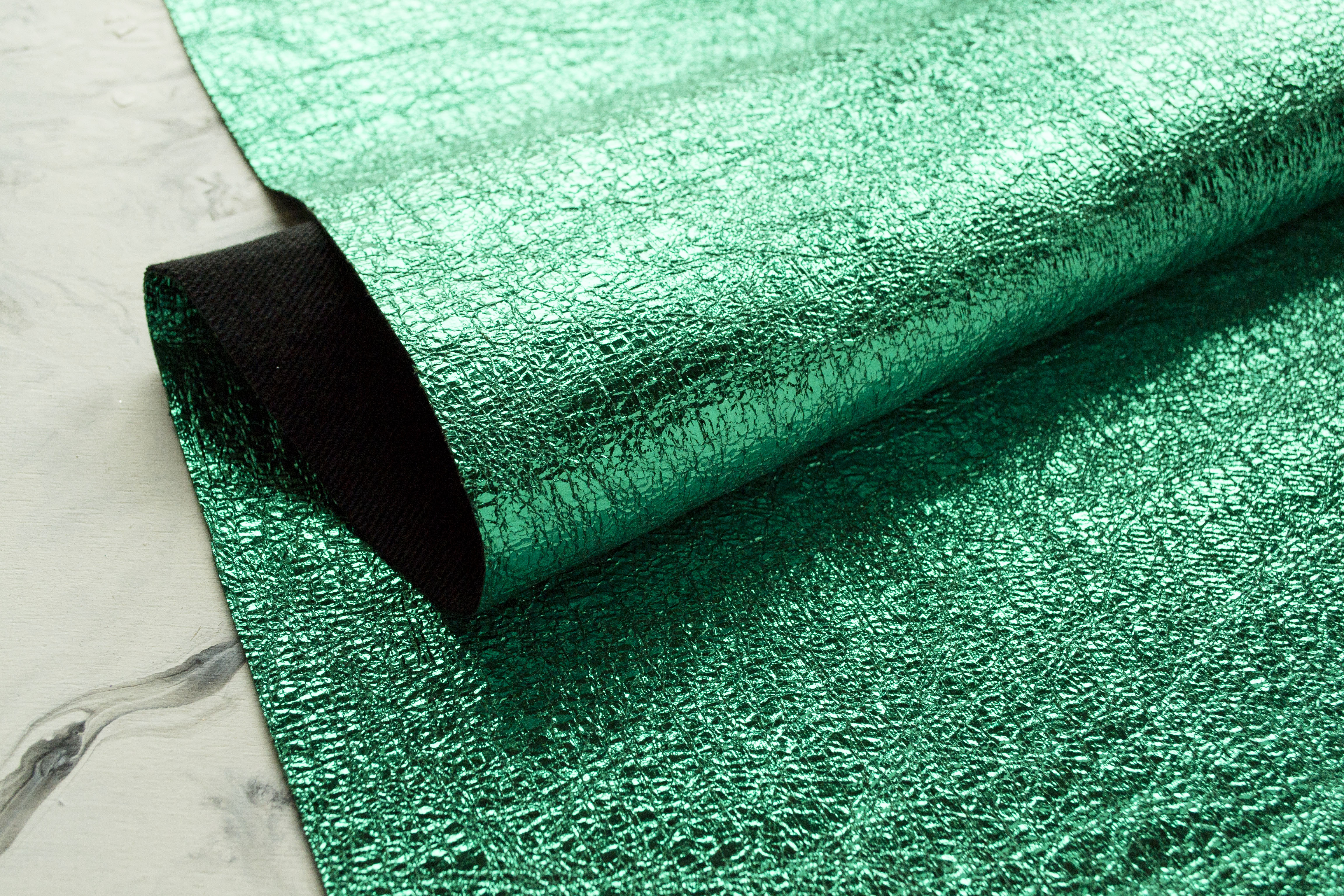 Кожзам на тканевой основе с фольгированным покрытием, Зеленый, 35х65 см