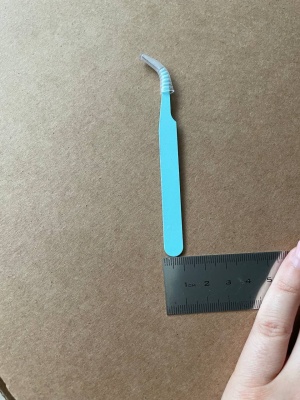 Пинцет с загнутыми кончиками